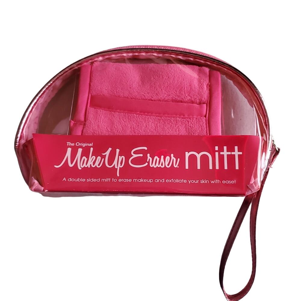 The Original Makeup Eraser Mitt in Pink bag